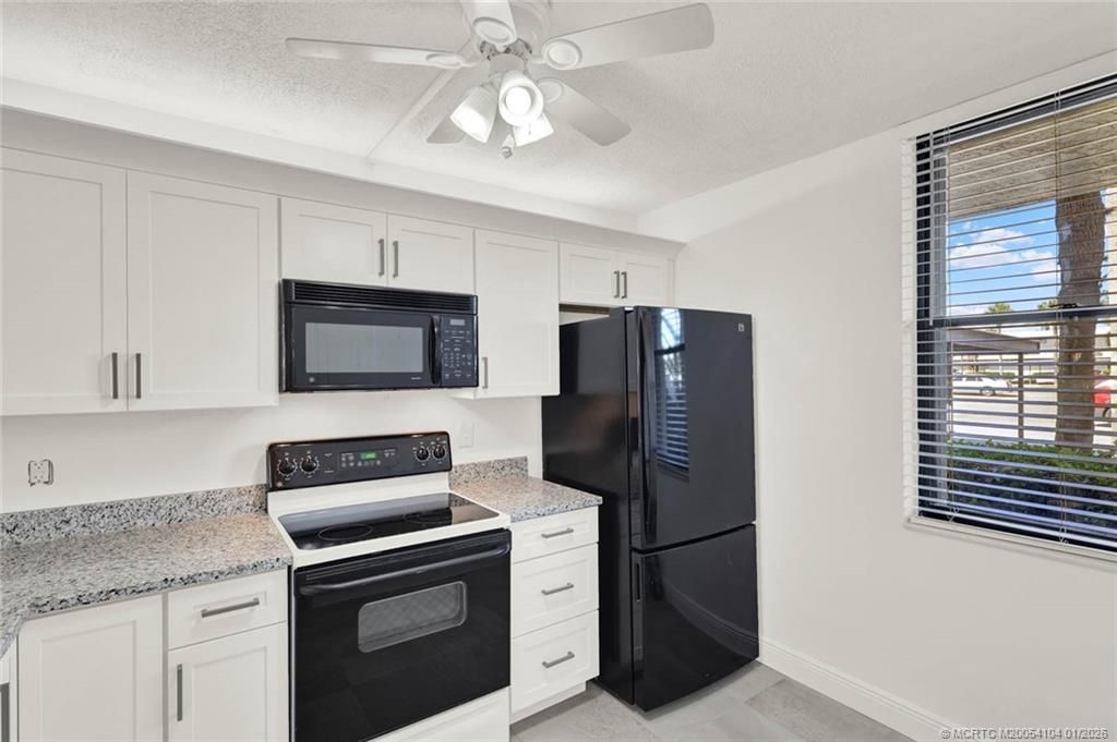 1950 SW Palm City Road, Unit 9-102, Stuart, FL 34994 Photo