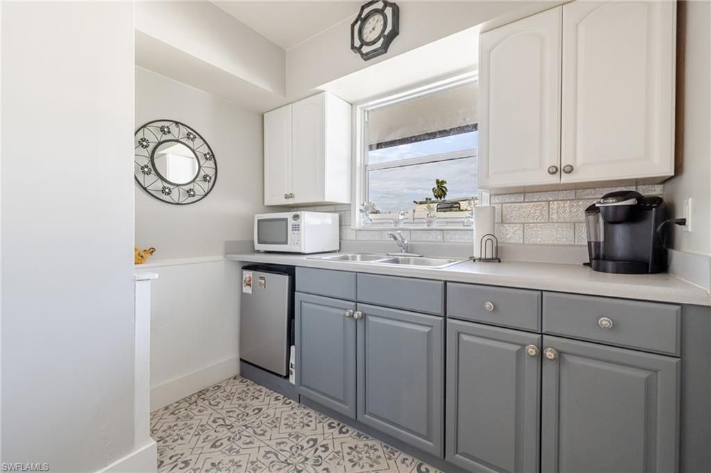 164 Pondella Rd, North Fort Myers, FL 33903 Photo