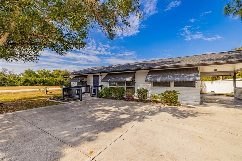 164 Pondella Rd, North Fort Myers, FL 33903 Photo