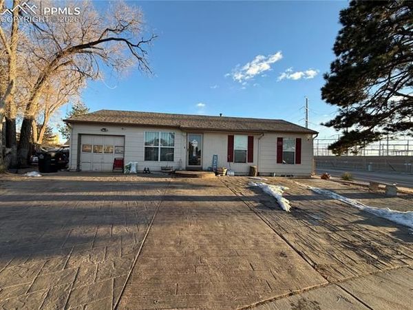 2575 Jet Wing Drive, Colorado Springs, CO 80916