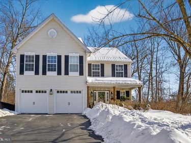 152 IVY LANE, ZIEGLERVILLE, PA 19492