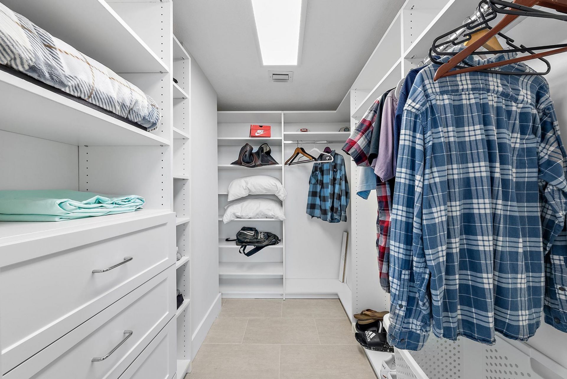 4200 N Ocean Drive, Unit 2-705, Singer Island, FL 33404 Photo