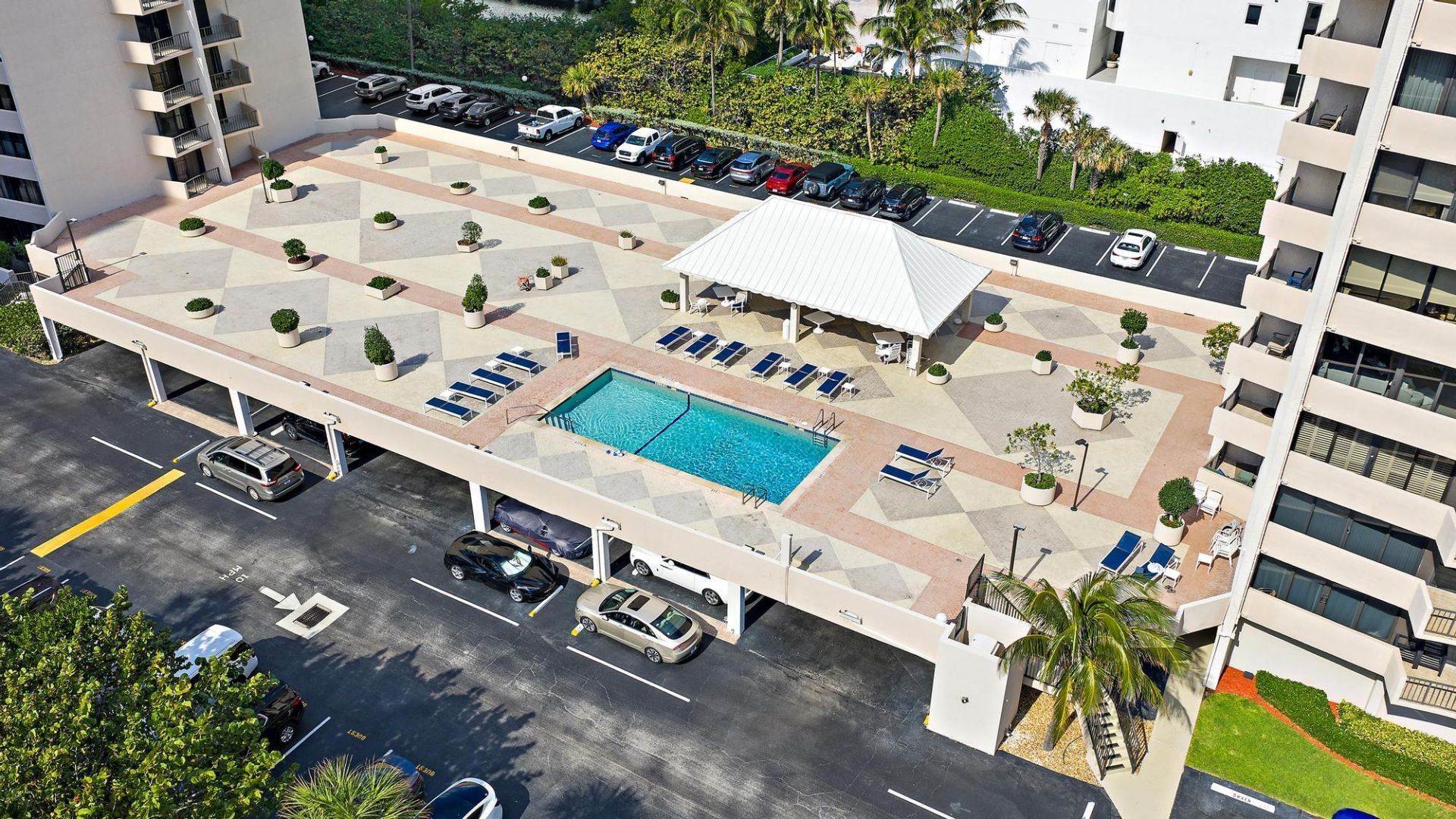 4200 N Ocean Drive, Unit 2-705, Singer Island, FL 33404 Photo