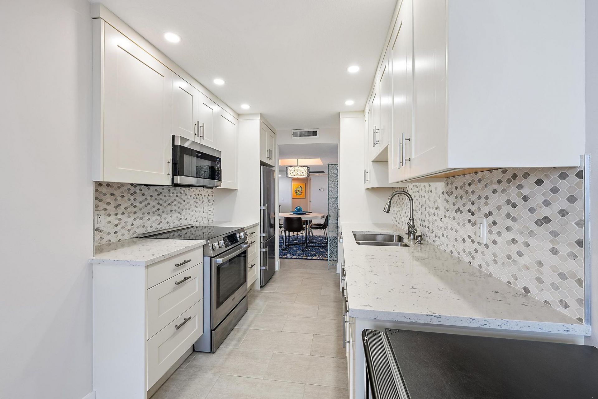 4200 N Ocean Drive, Unit 2-705, Singer Island, FL 33404 Photo