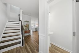 850 Peony Lane photo 4