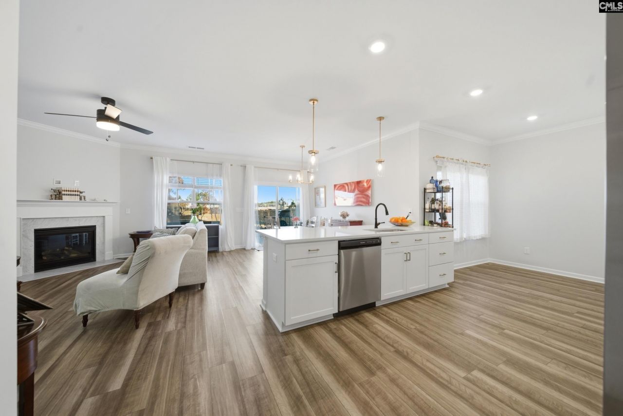 850 Peony Lane Photo 7