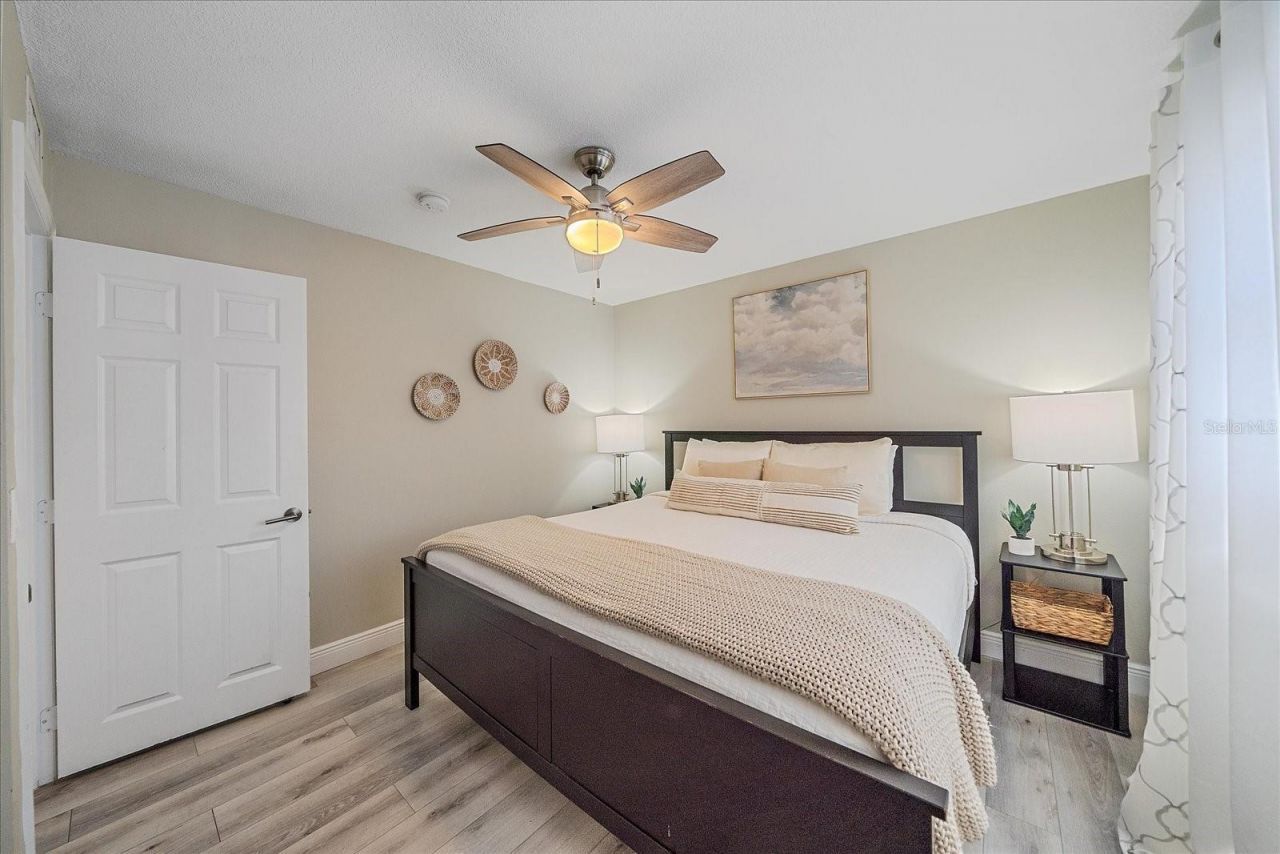 3710 Iroquois Avenue, Sarasota, FL 34234 Photo