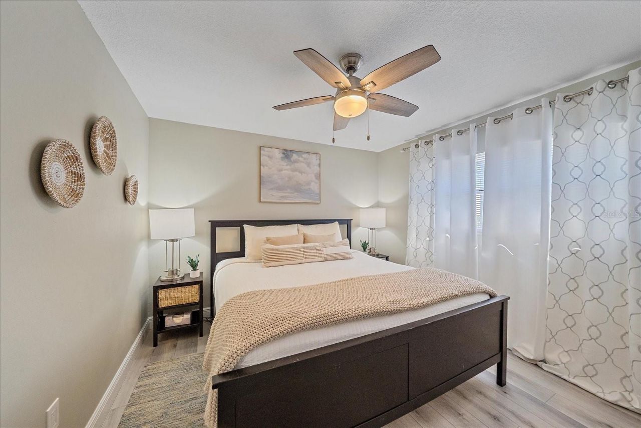 3710 Iroquois Avenue, Sarasota, FL 34234 Photo