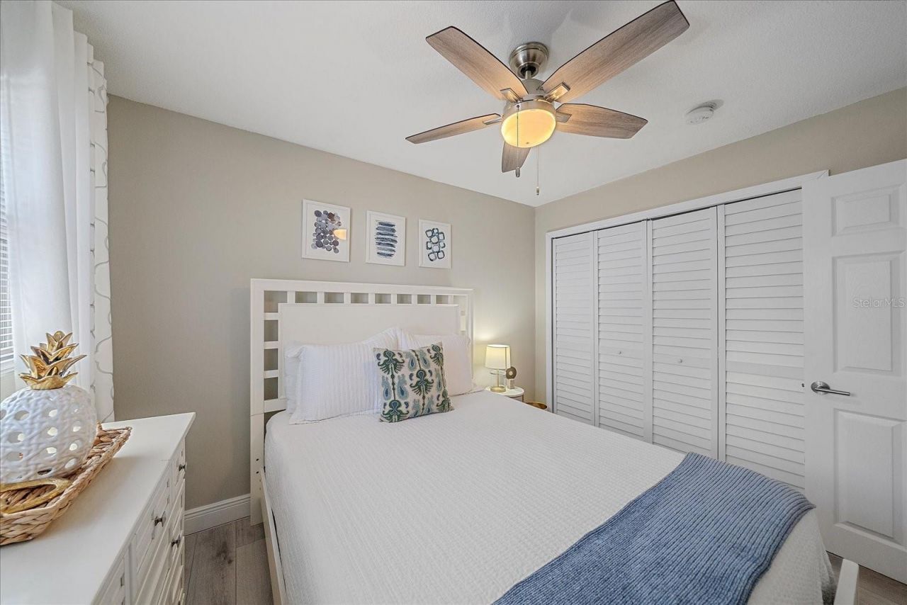 3710 Iroquois Avenue, Sarasota, FL 34234 Photo