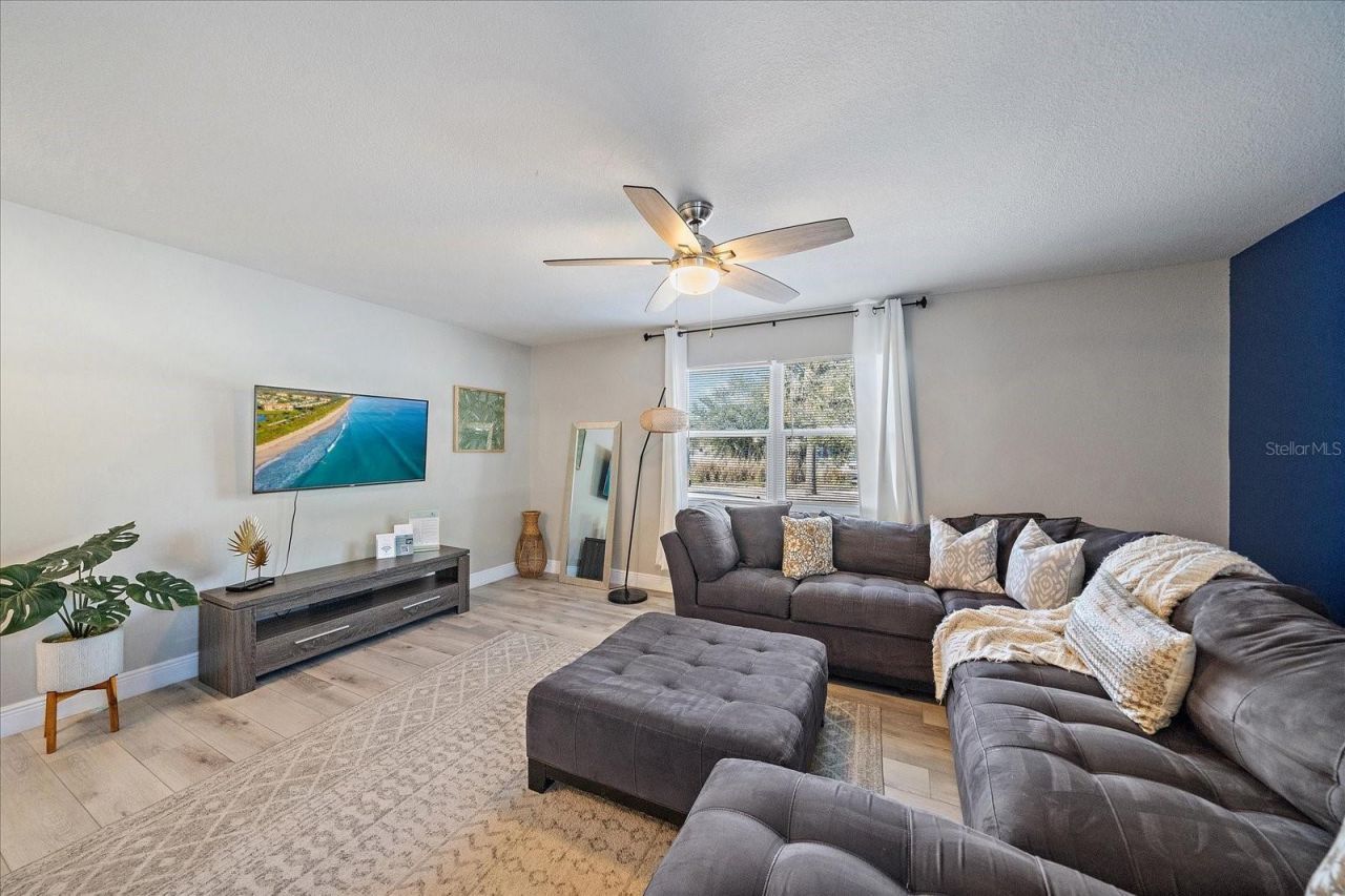 3710 Iroquois Avenue, Sarasota, FL 34234 Photo