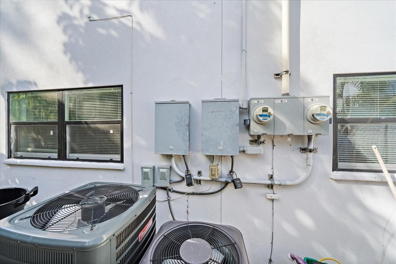 3710 Iroquois Avenue, Sarasota, FL 34234 Photo