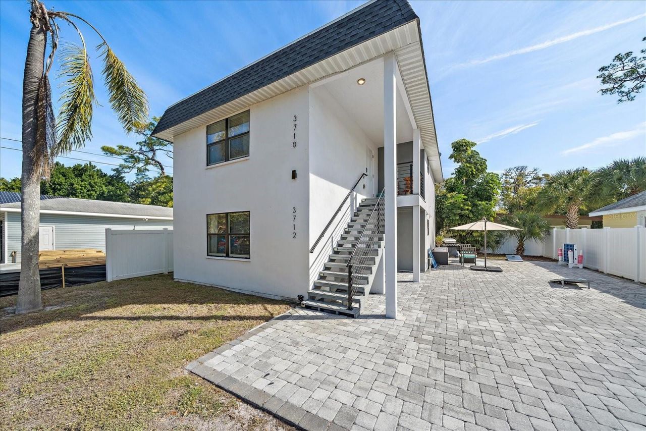 3710 Iroquois Avenue, Sarasota, FL 34234 Photo