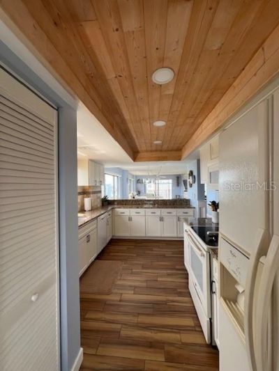650 Island Way, Unit 708, Clearwater Beach, FL 33767 Photo