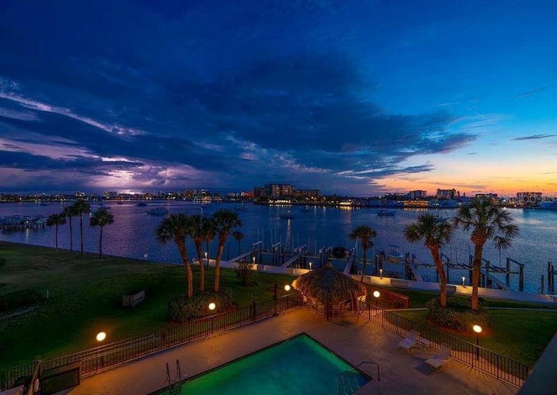 650 Island Way, Unit 708, Clearwater Beach, FL 33767 Photo