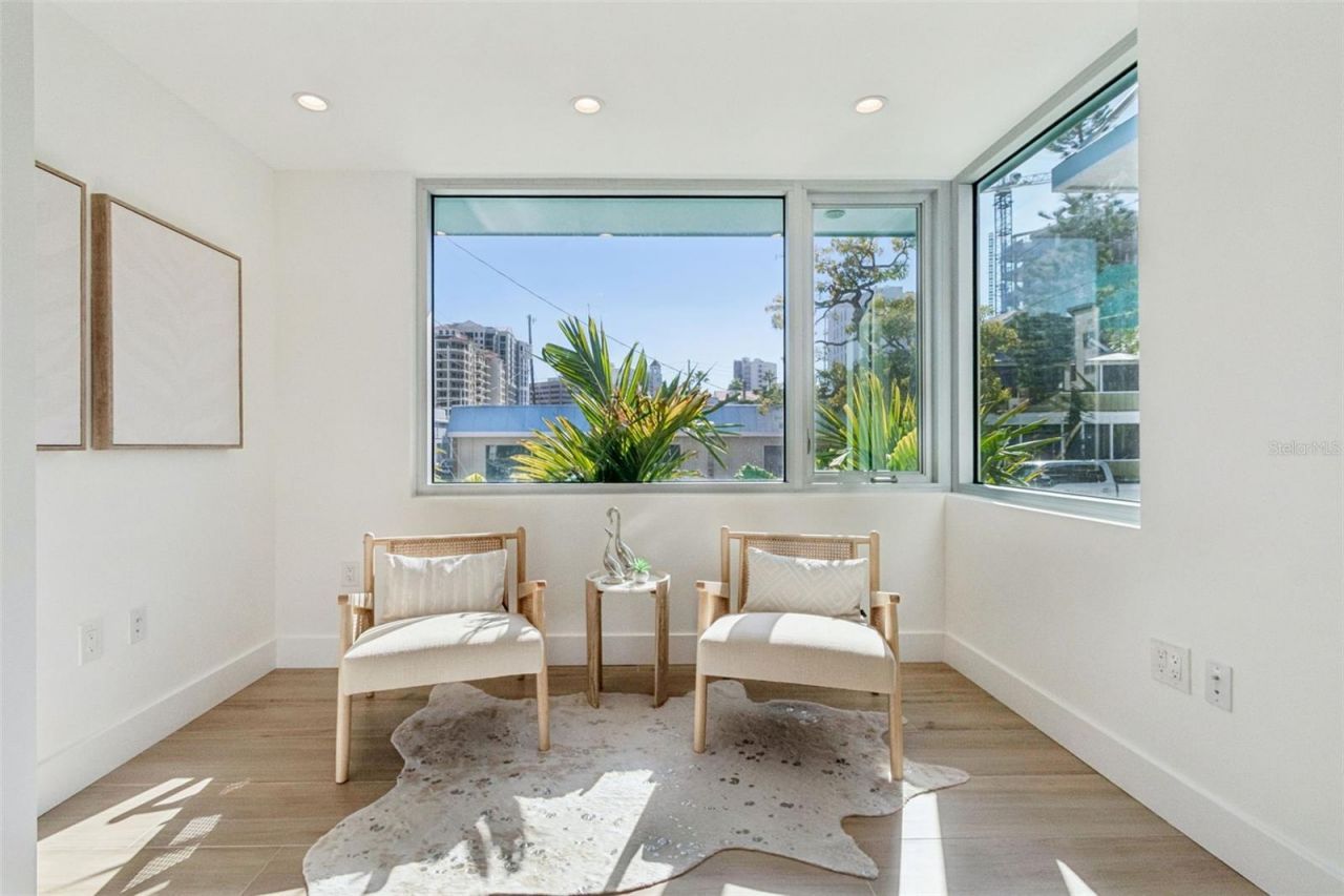 1343 4th Street, Unit 102, Sarasota, FL 34236 Photo