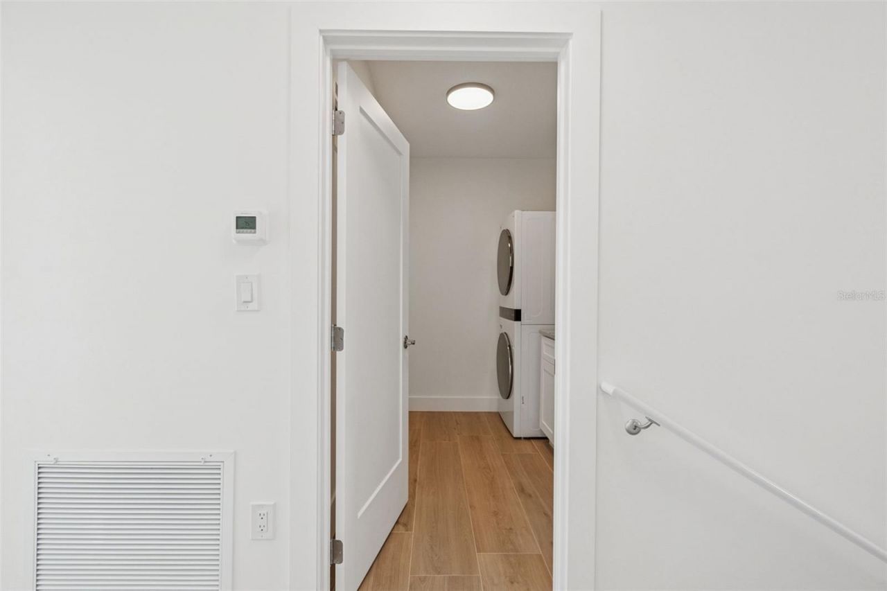 1343 4th Street, Unit 102, Sarasota, FL 34236 Photo