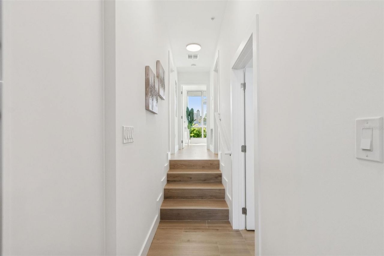 1343 4th Street, Unit 102, Sarasota, FL 34236 Photo