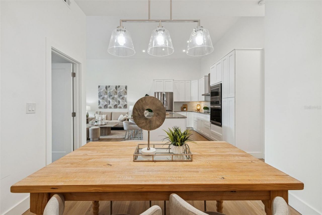 1343 4th Street, Unit 102, Sarasota, FL 34236 Photo