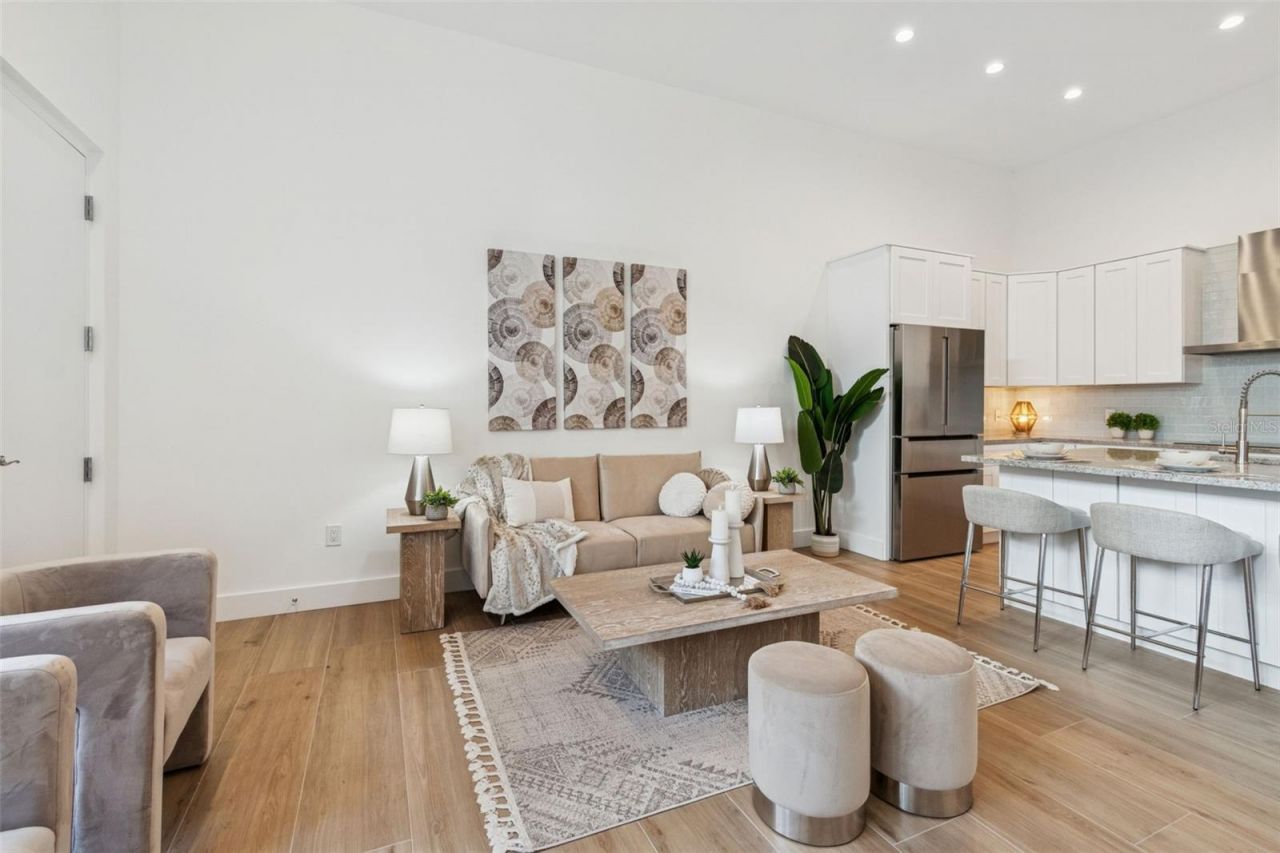 1343 4th Street, Unit 102, Sarasota, FL 34236 Photo