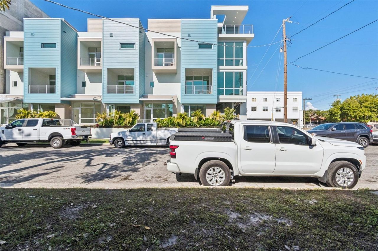 1343 4th Street, Unit 102, Sarasota, FL 34236 Photo