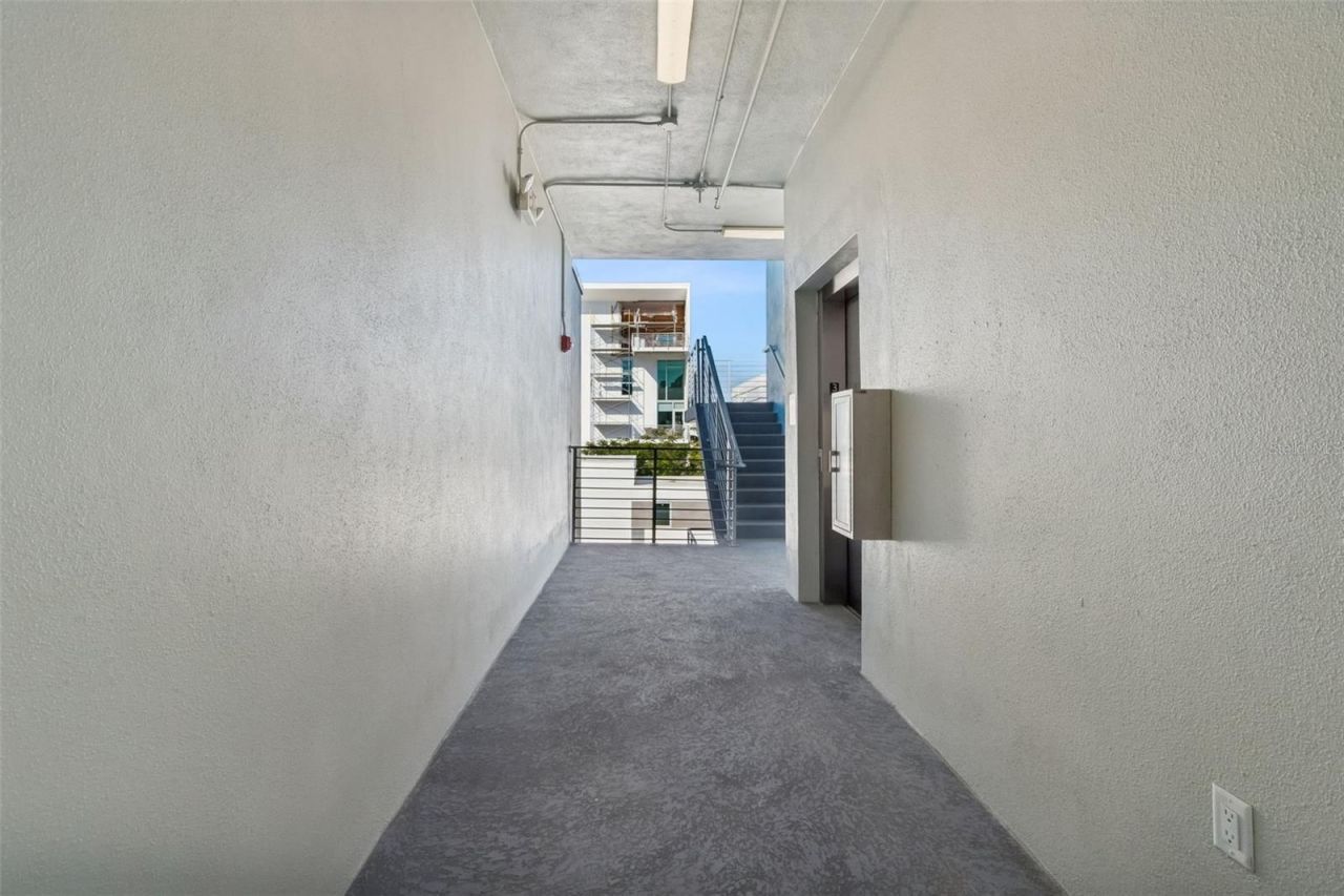 1343 4th Street, Unit 102, Sarasota, FL 34236 Photo