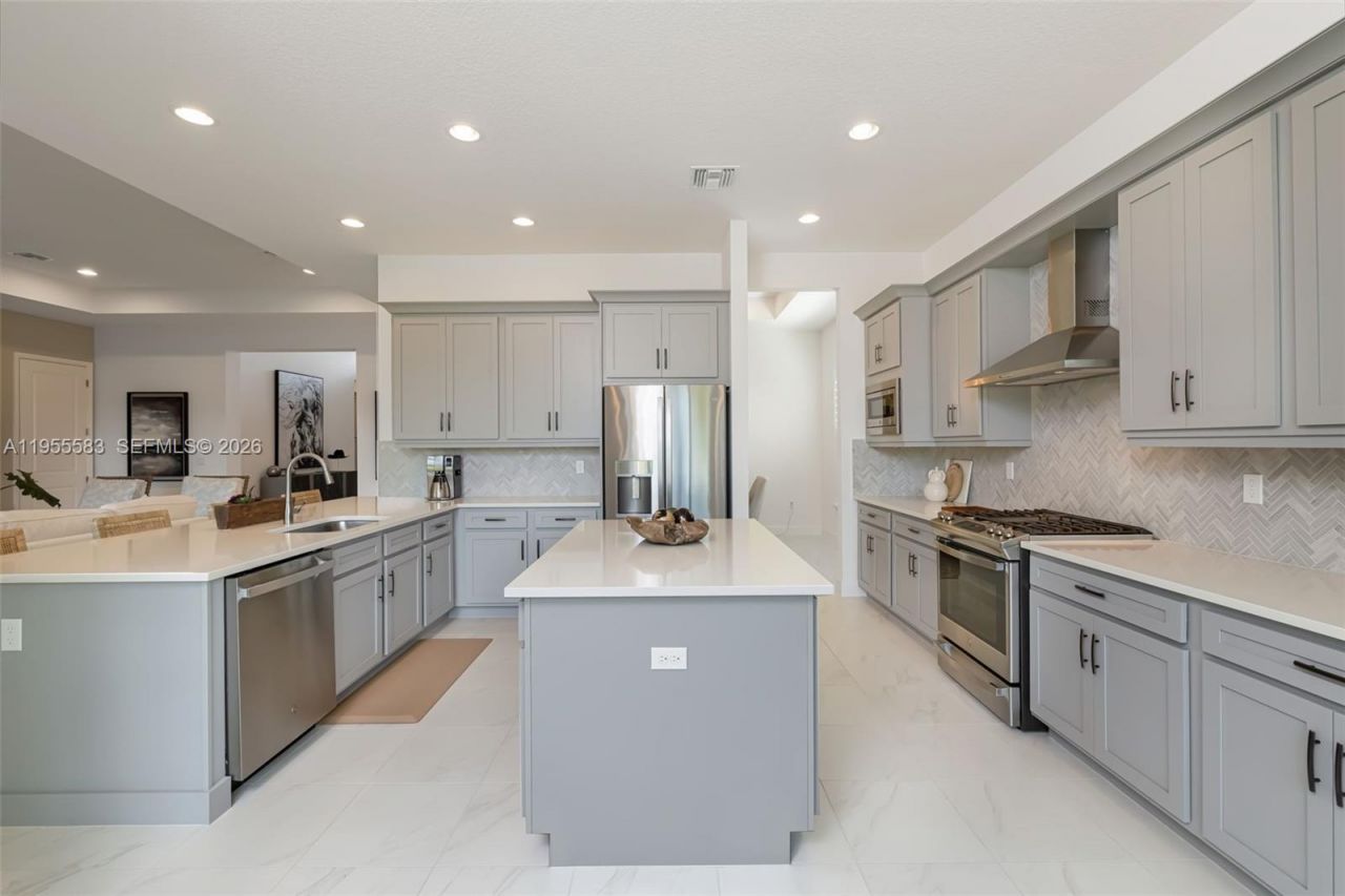 11960 SW Whitewater Falls Ct , Port Saint Lucie, FL 34987 Photo