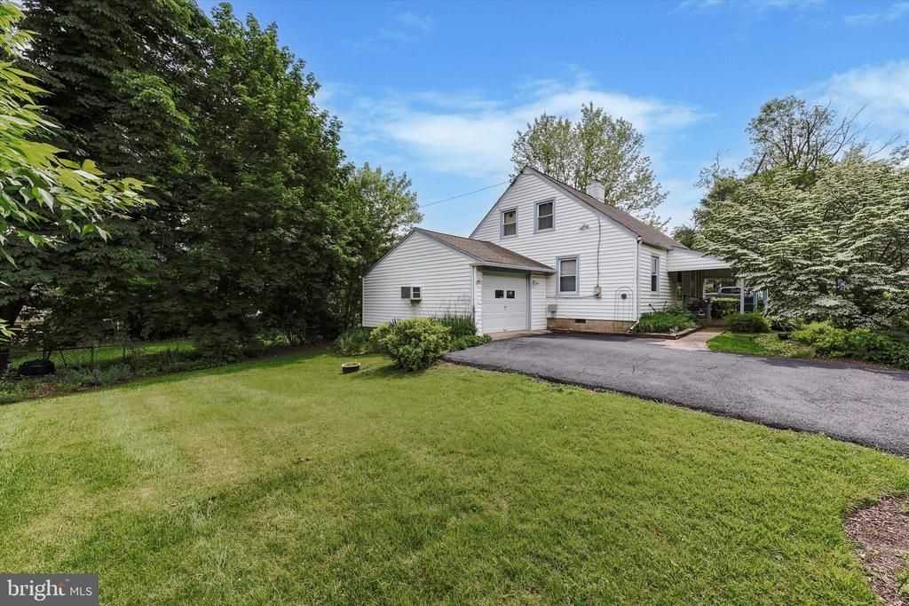 2305 Triebel Road, Abington, PA 19001 Main Photo