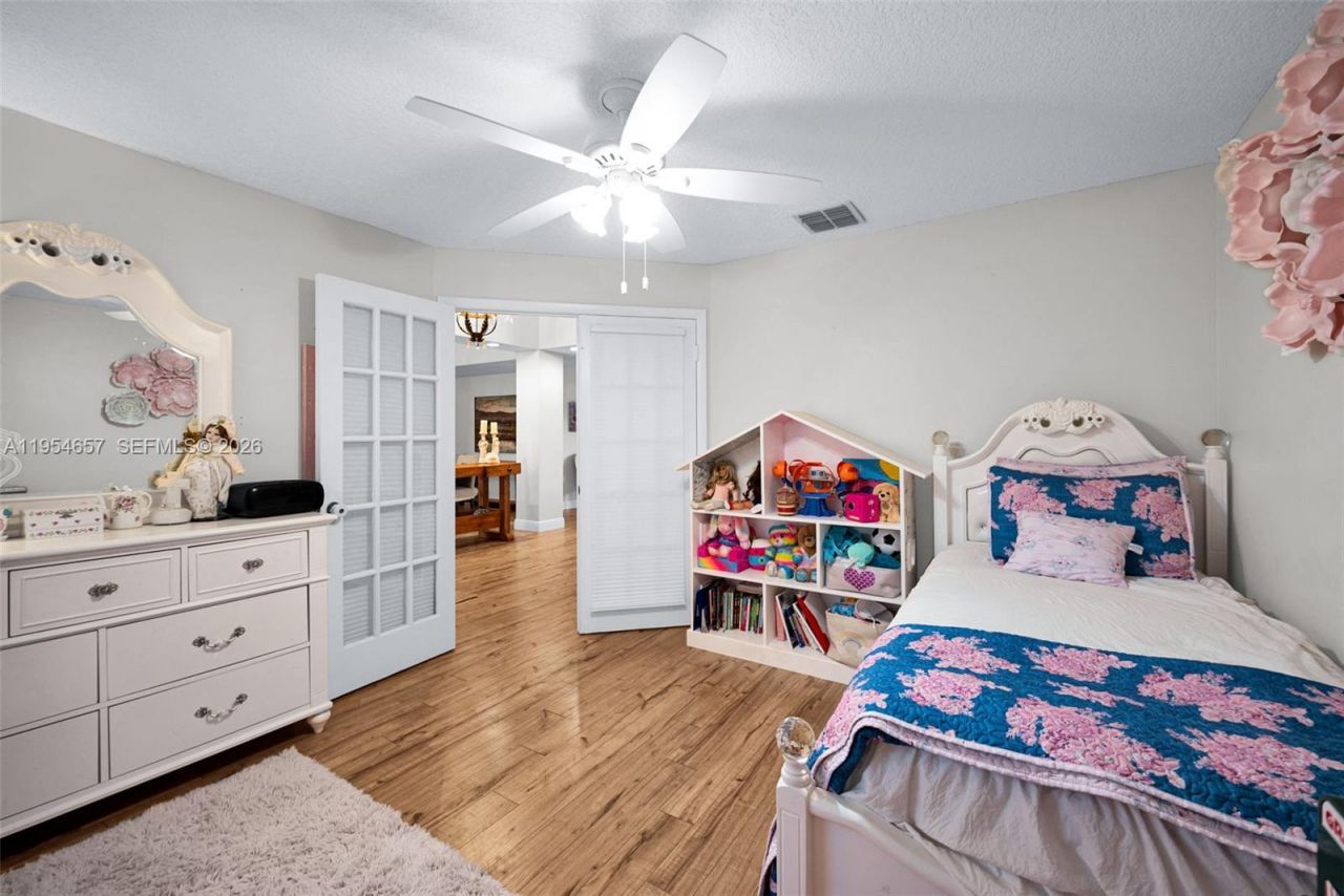 9421 Hollyhock Ct, Davie, FL 33328 Photo