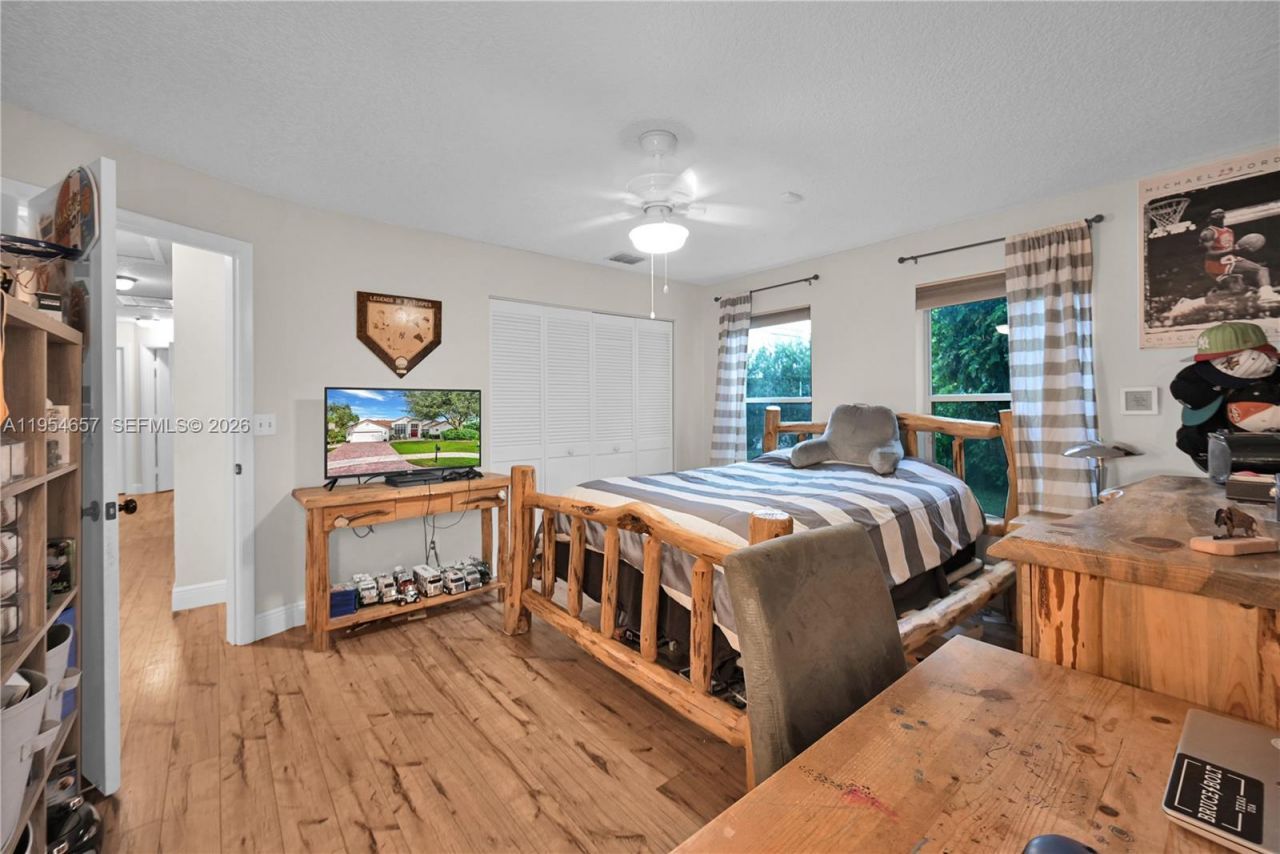 9421 Hollyhock Ct, Davie, FL 33328 Photo