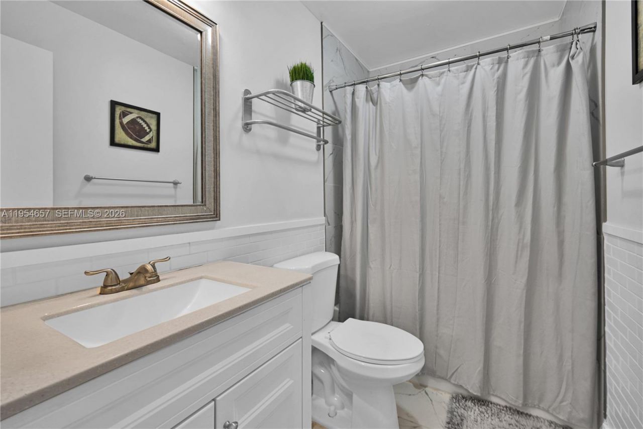 9421 Hollyhock Ct, Davie, FL 33328 Photo