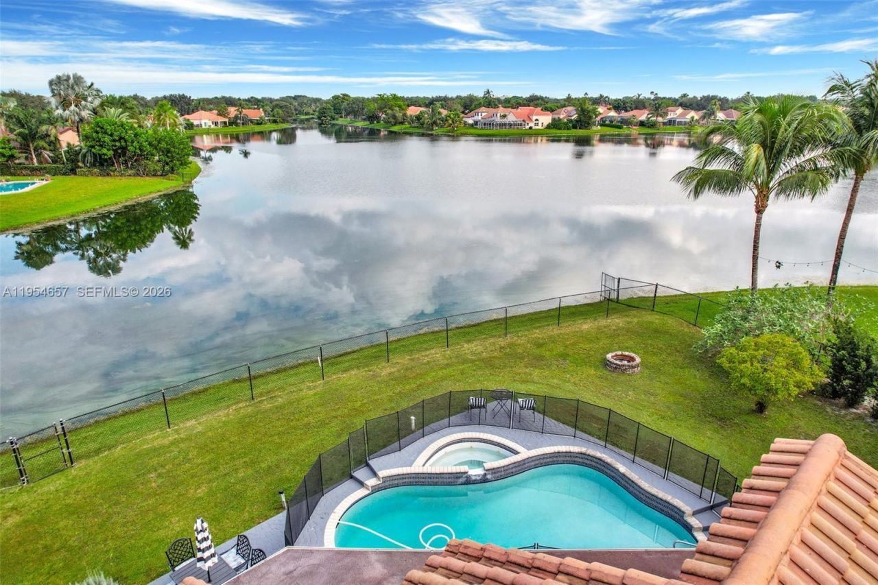 9421 Hollyhock Ct, Davie, FL 33328 Photo