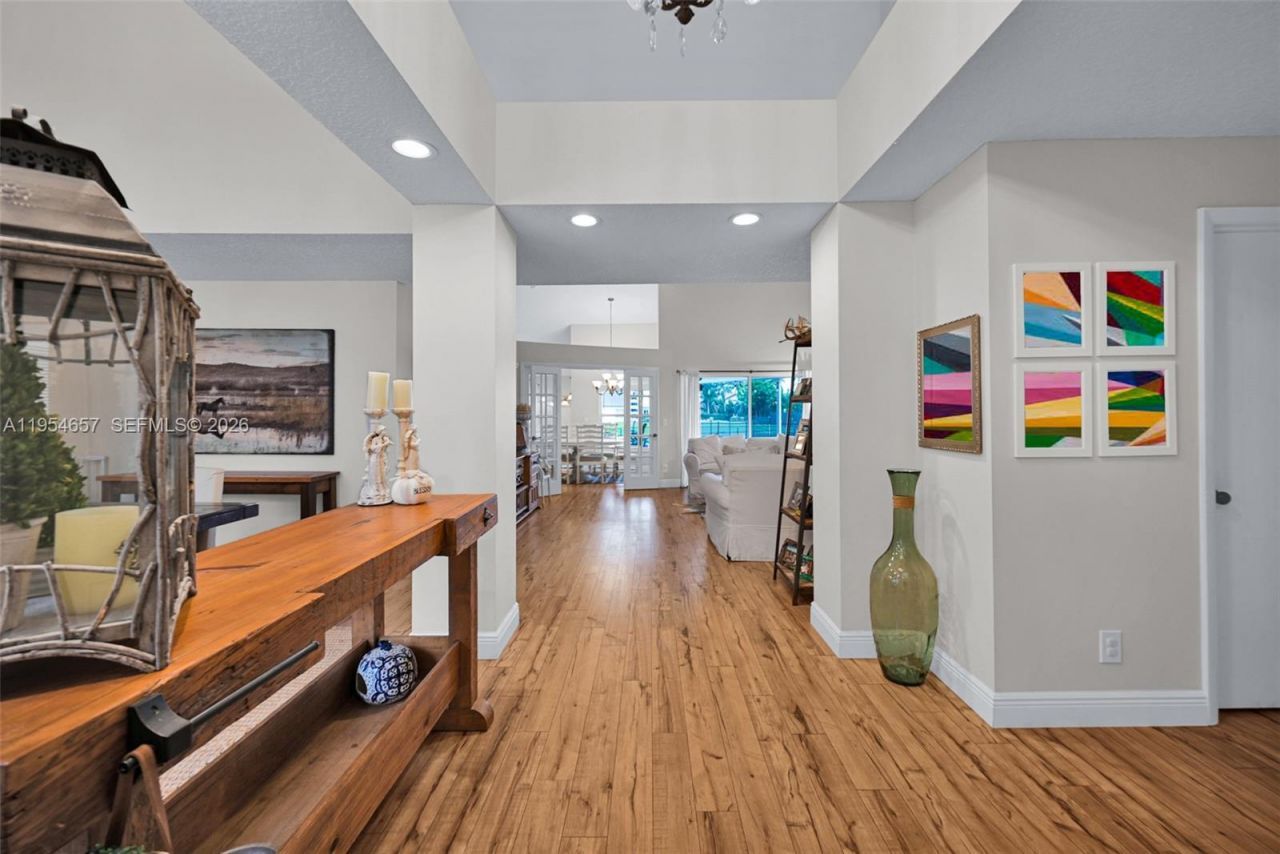 9421 Hollyhock Ct, Davie, FL 33328 Photo