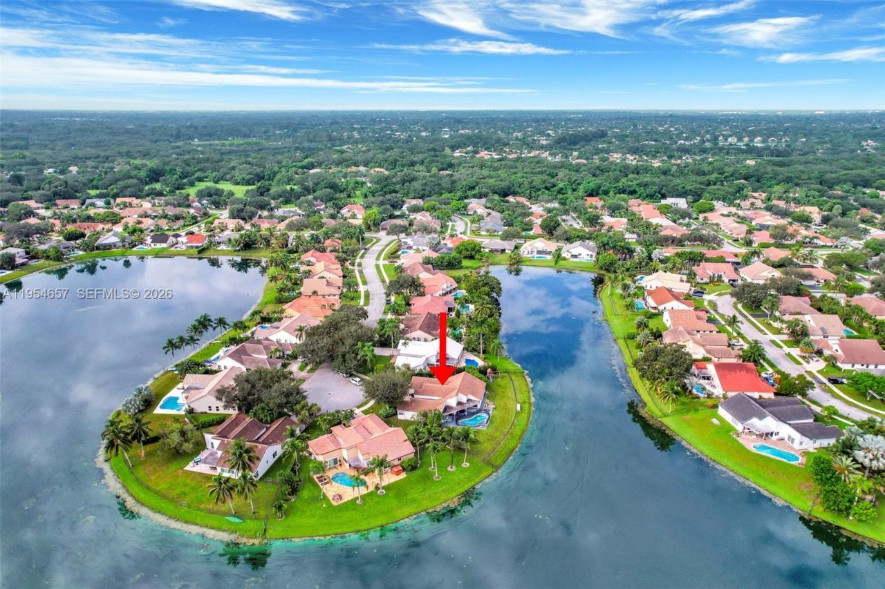 9421 Hollyhock Ct, Davie, FL 33328 Photo