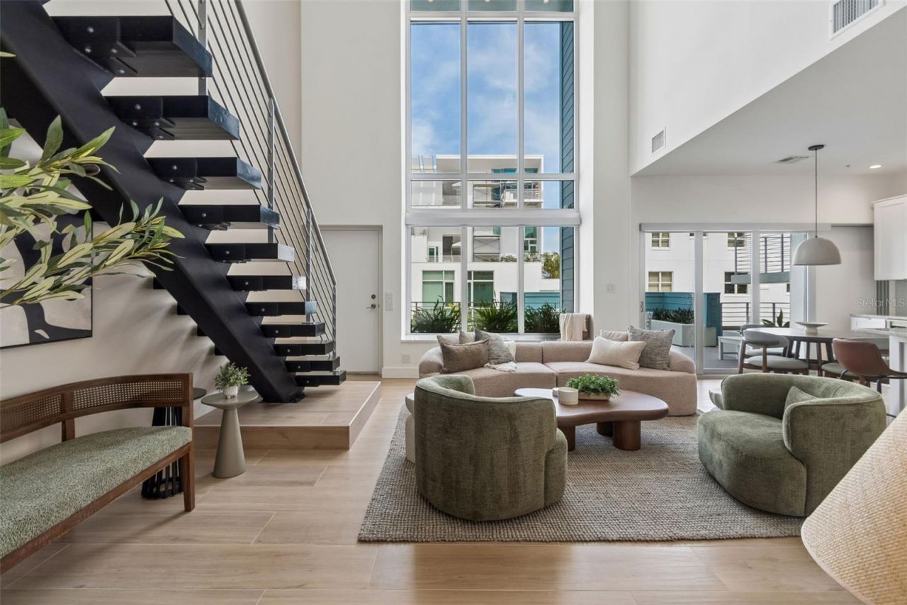 1343 4th Street, Unit 202, Sarasota, FL 34236 Photo