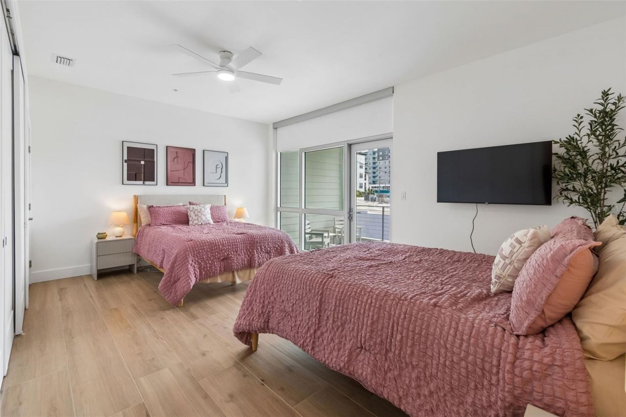 1343 4th Street, Unit 202, Sarasota, FL 34236 Photo