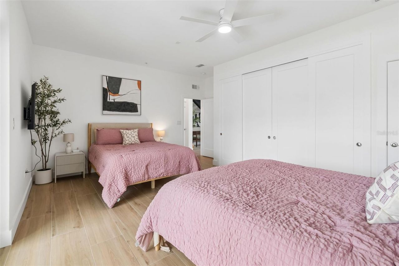 1343 4th Street, Unit 202, Sarasota, FL 34236 Photo