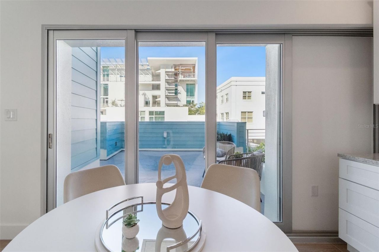 1343 4th Street, Unit 202, Sarasota, FL 34236 Photo