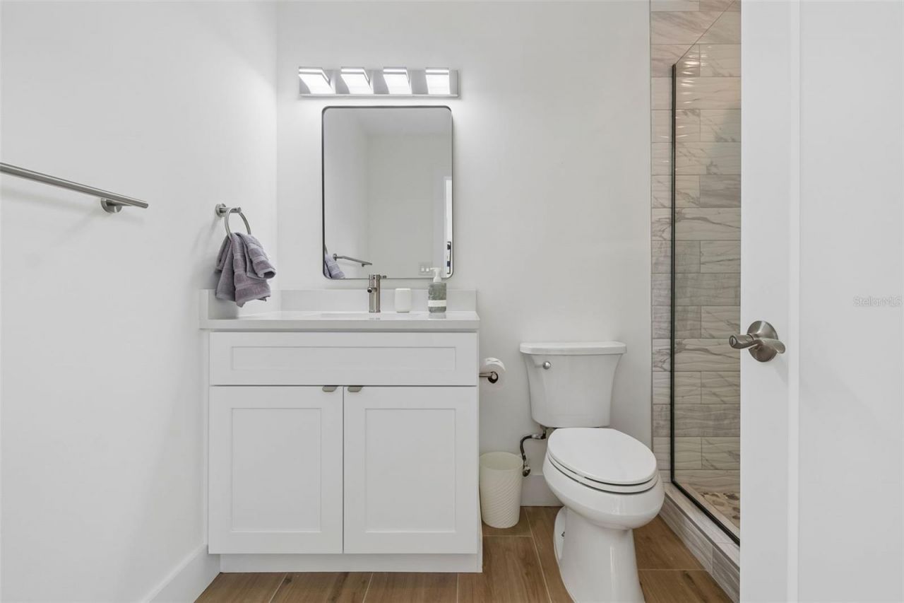 1343 4th Street, Unit 202, Sarasota, FL 34236 Photo