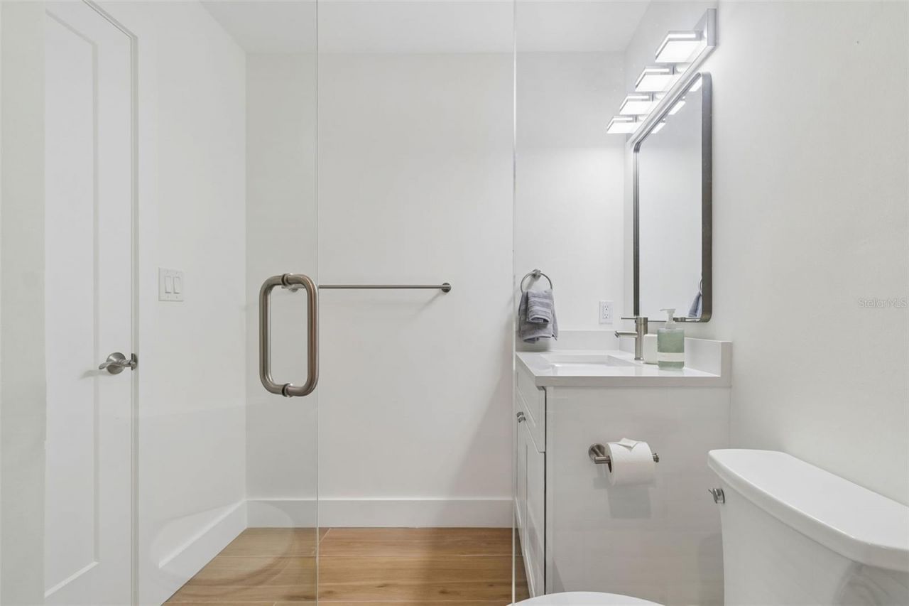 1343 4th Street, Unit 202, Sarasota, FL 34236 Photo