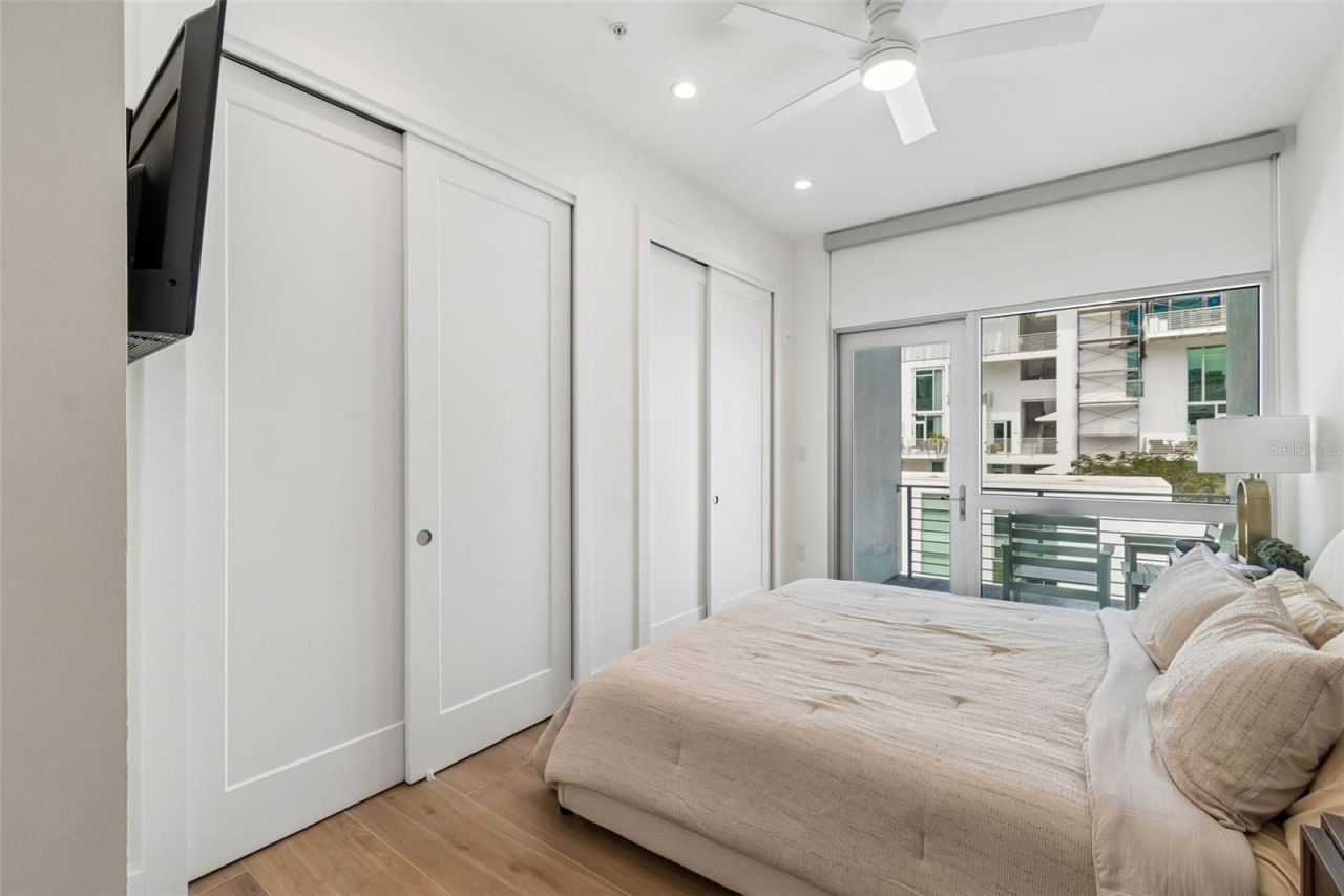 1343 4th Street, Unit 202, Sarasota, FL 34236 Photo