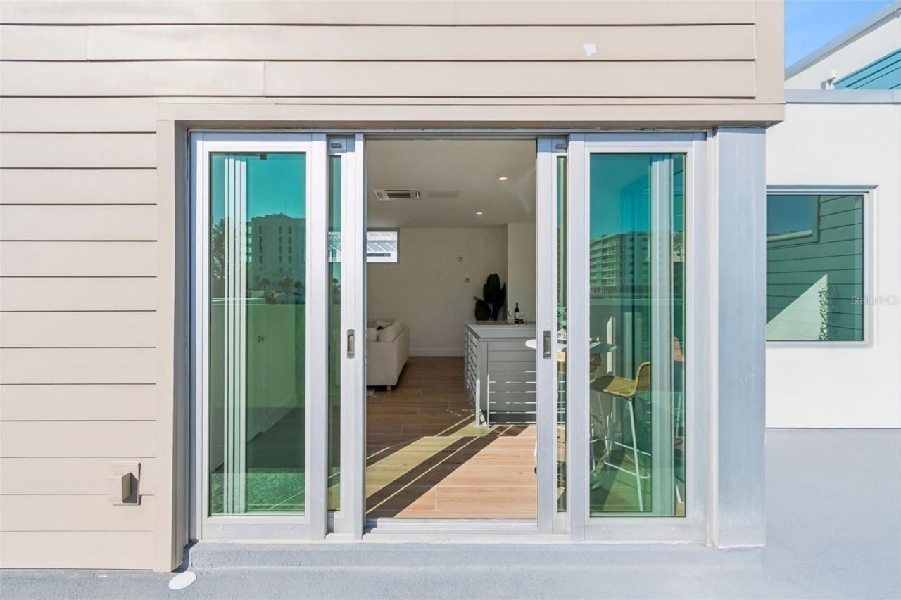 1343 4th Street, Unit 202, Sarasota, FL 34236 Photo