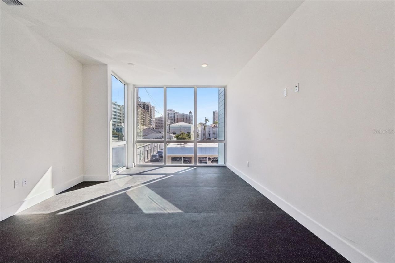 1343 4th Street, Unit 202, Sarasota, FL 34236 Photo