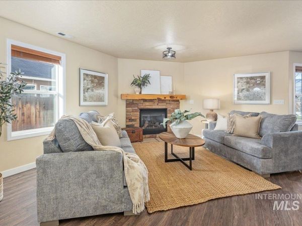 208 E Kaibab Trail St., Meridian, ID 83646