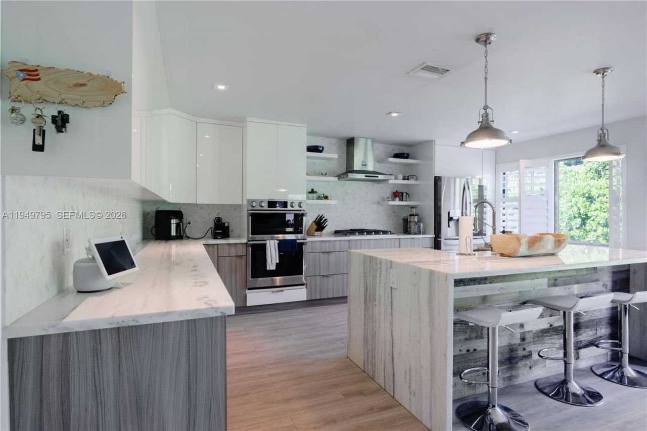 6201 SW 36th St , Miami, FL 33155 Photo