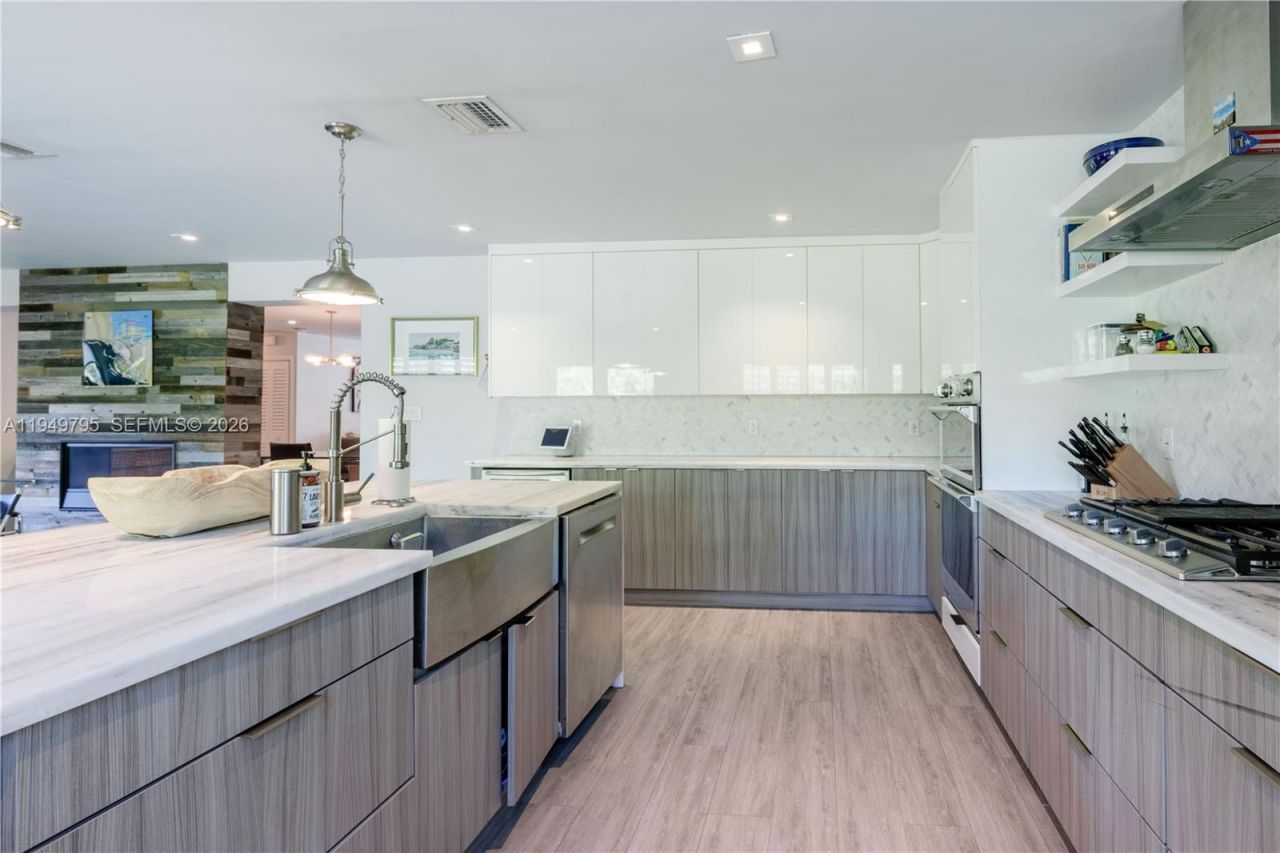 6201 SW 36th St , Miami, FL 33155 Photo