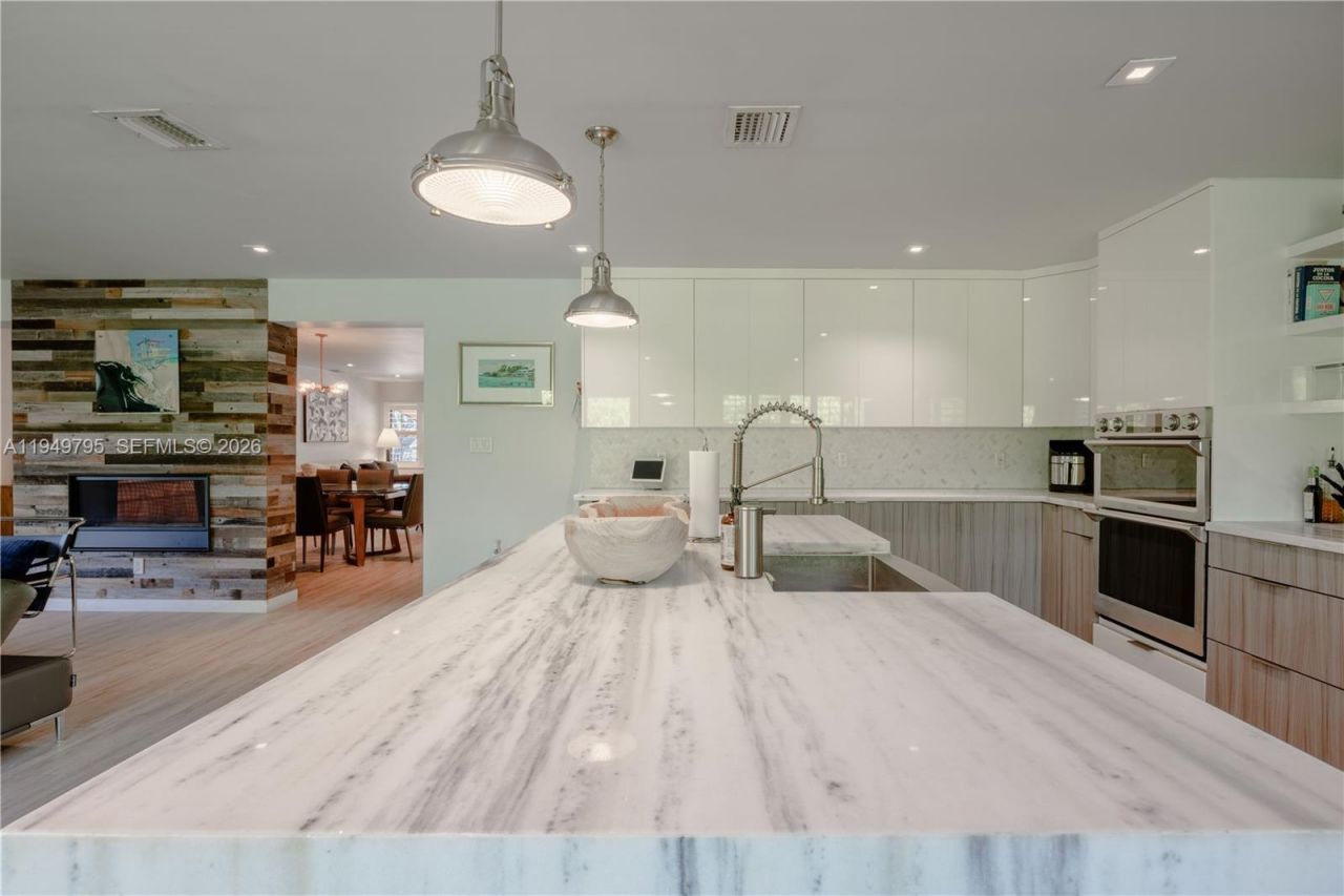 6201 SW 36th St , Miami, FL 33155 Photo