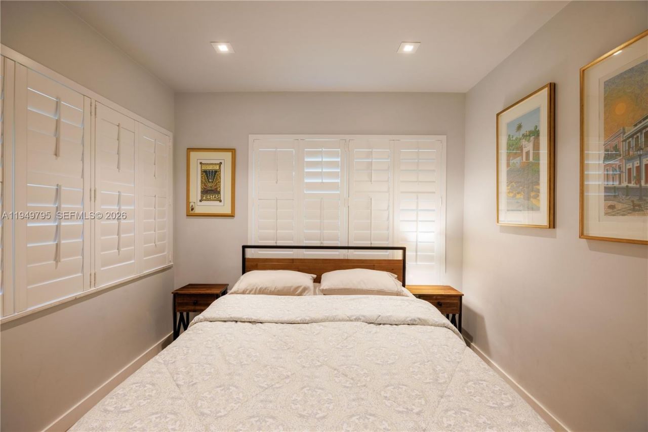 6201 SW 36th St , Miami, FL 33155 Photo