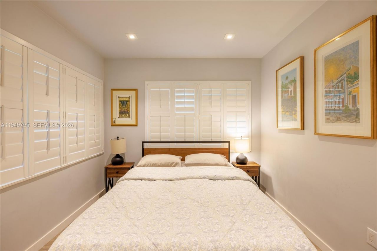 6201 SW 36th St , Miami, FL 33155 Photo