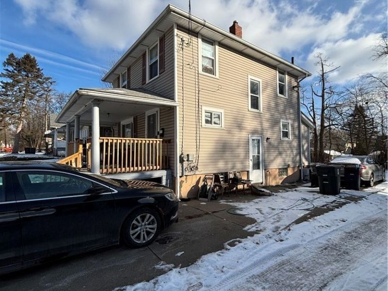 675 Hudson Avenue, Akron, OH 44306 Photo 5