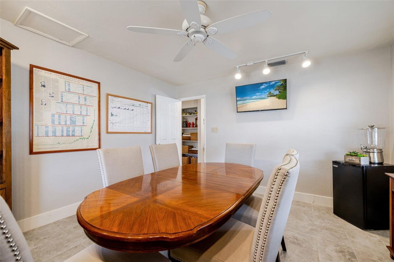 164 Pondella Road, North Fort Myers, FL 33903 Photo